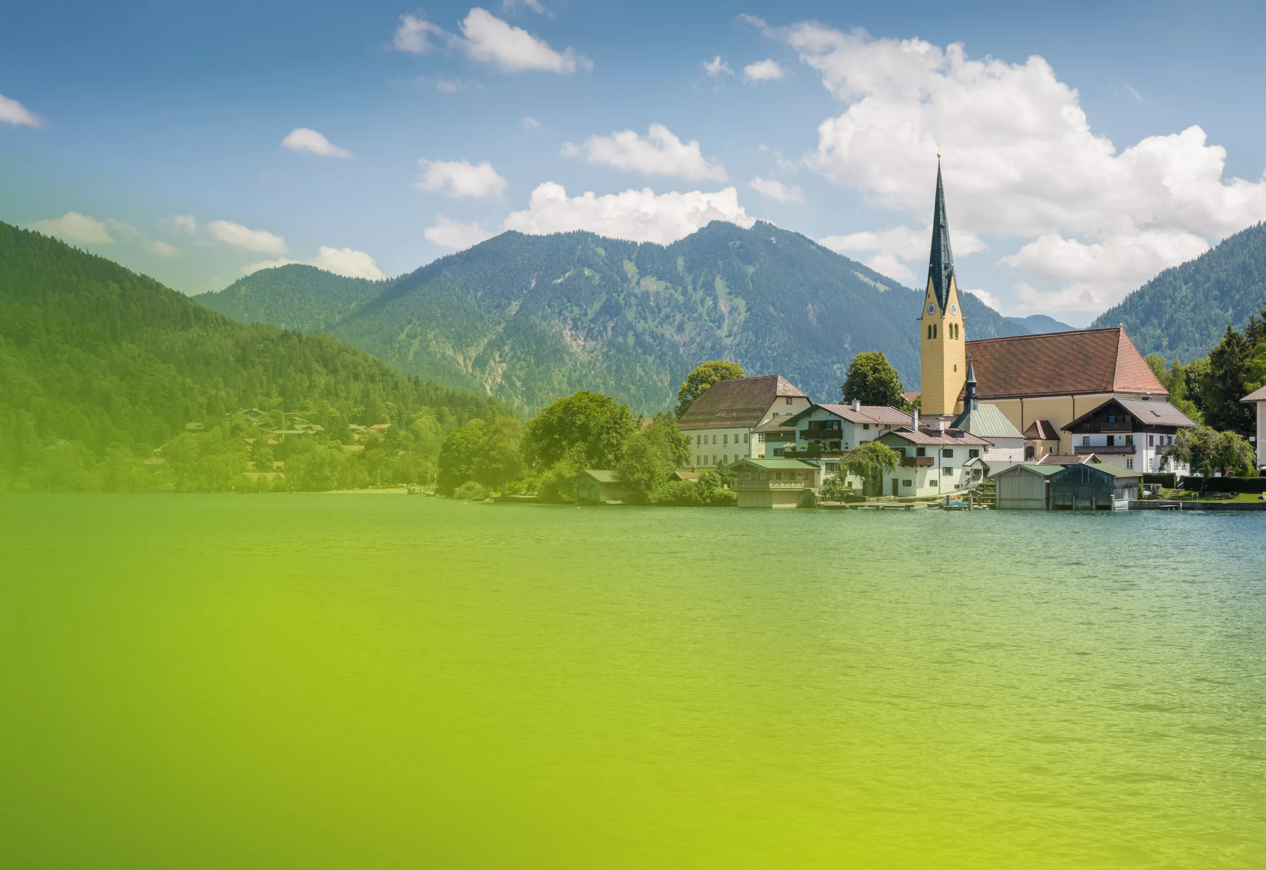 Blick auf Kirche in Miesbach